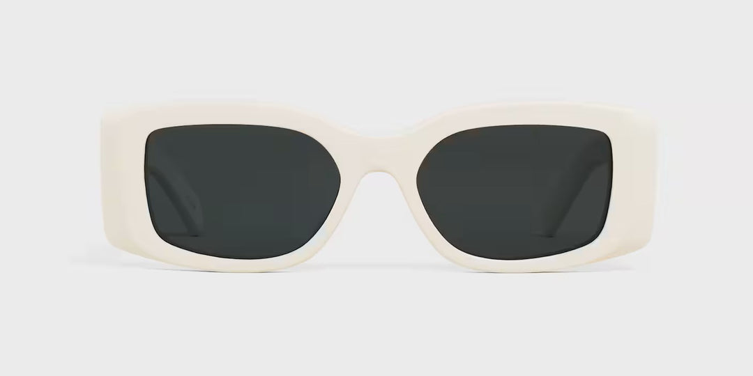 Celine Triomphe XL 01