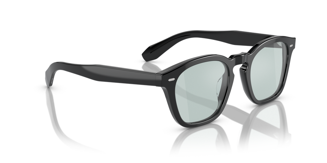Oliver Peoples N.03