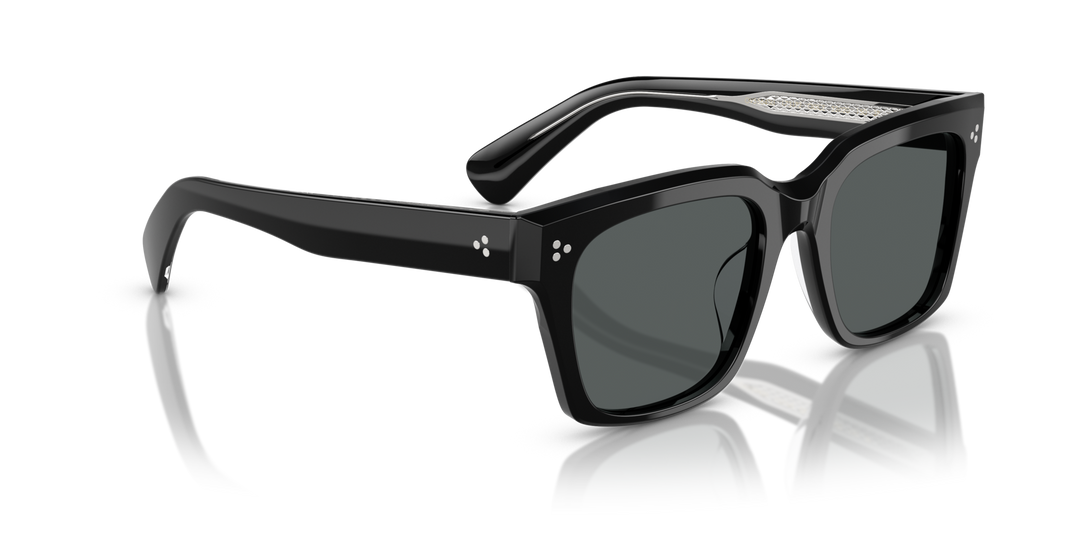 Oliver Peoples Ollice